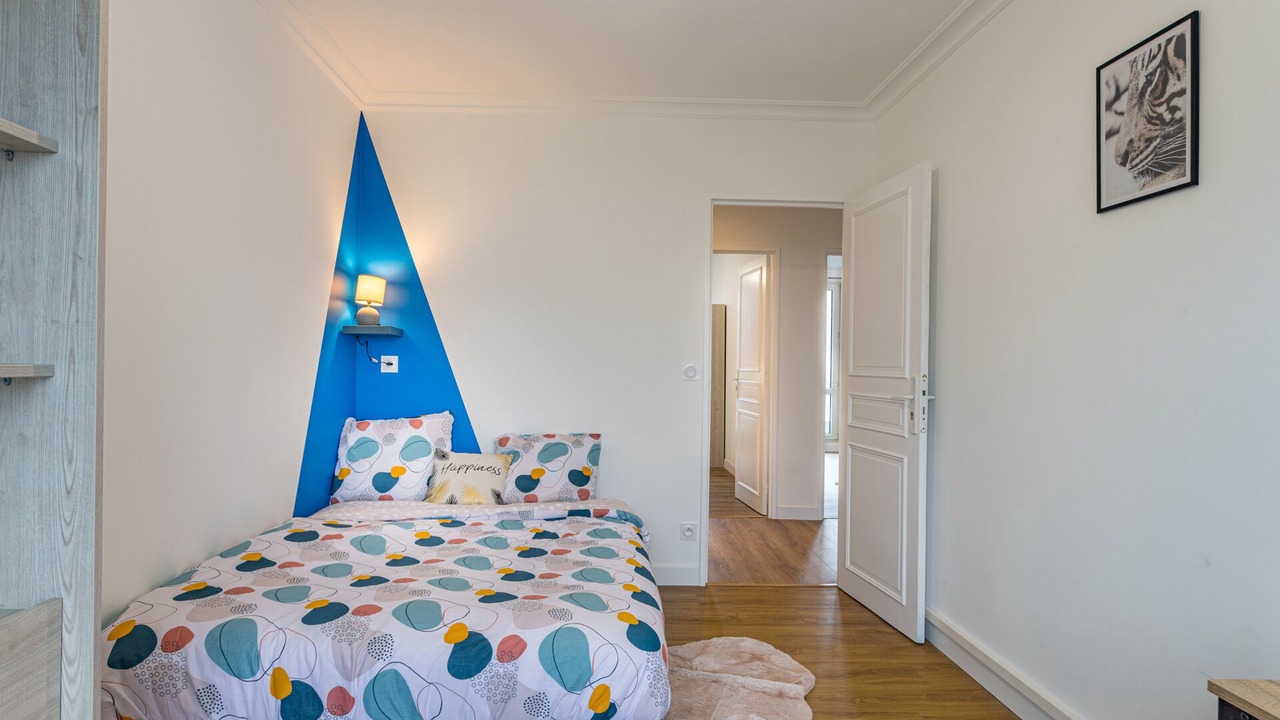 Photo of Bedroom in Laval