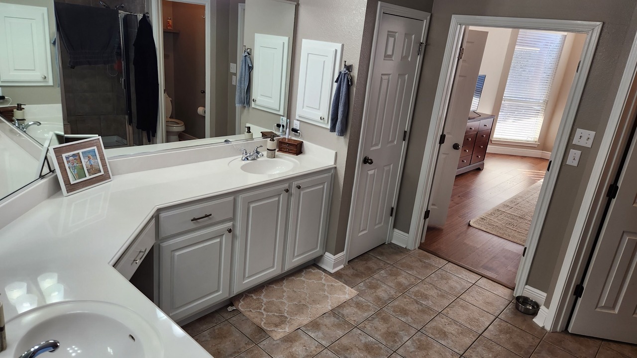 Photo of Bathroom in Lower Basin Lake Travis