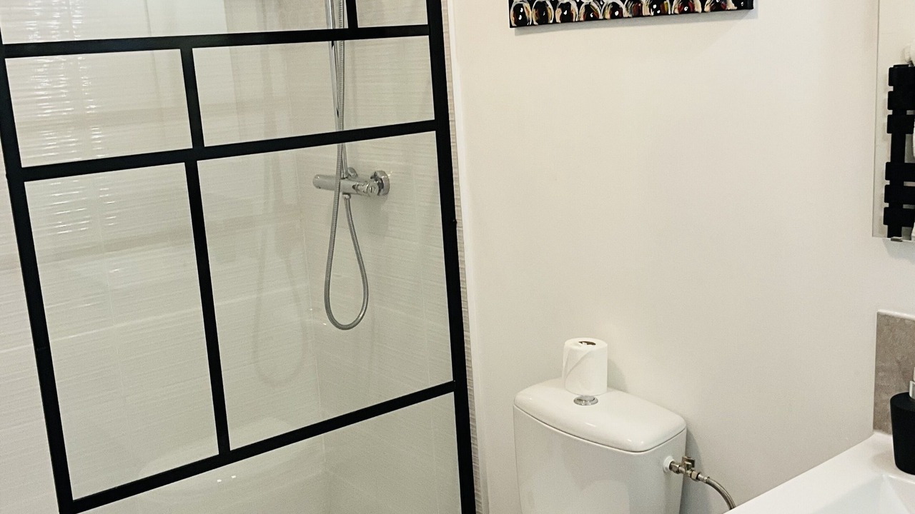 Photo of Bathroom in Mirepoix