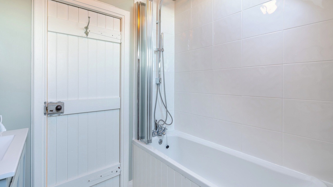 Photo of Bathroom in Banff