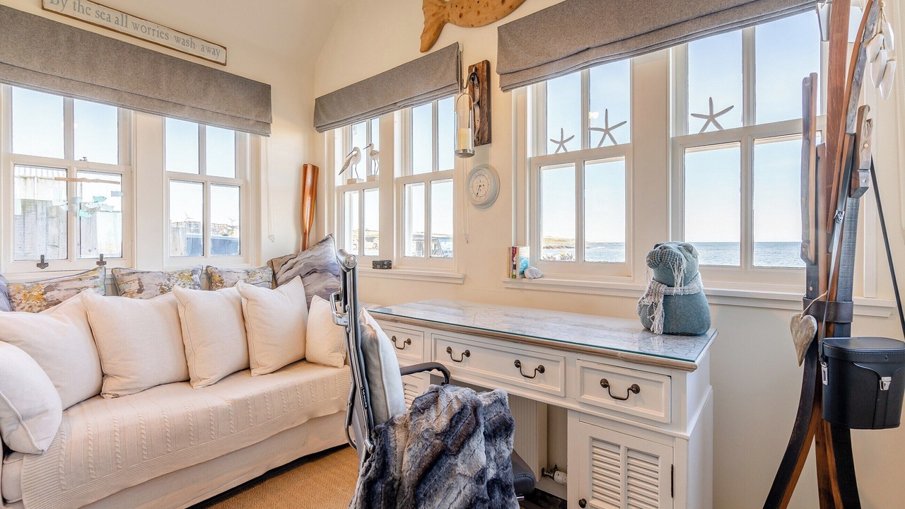 Photo of Others in Banff