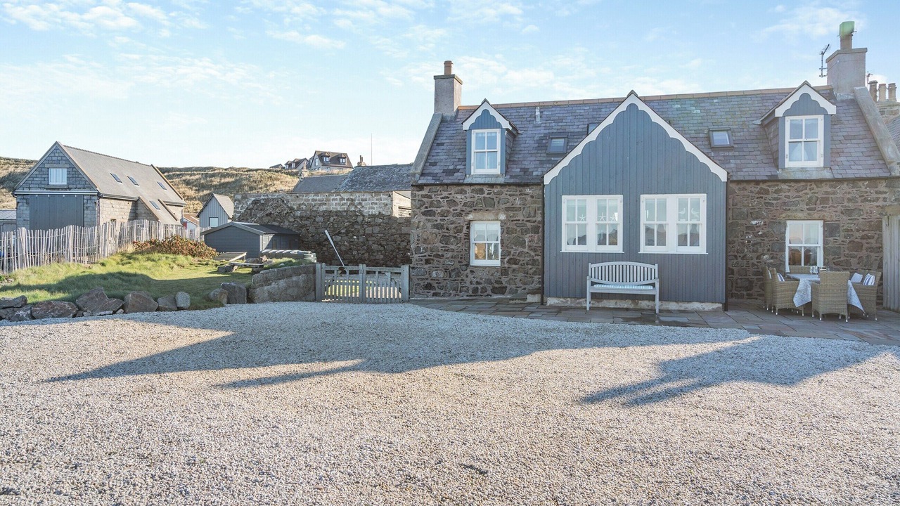 Photo of Others in Banff