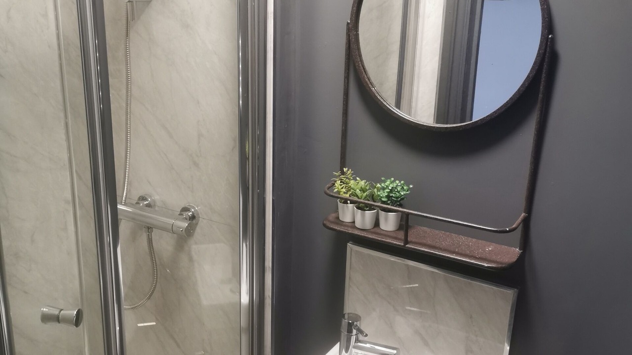 Photo of Bathroom in Leamington Spa