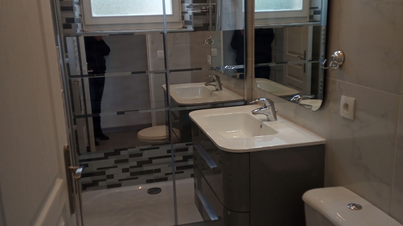 Photo of Bathroom in Puyoo