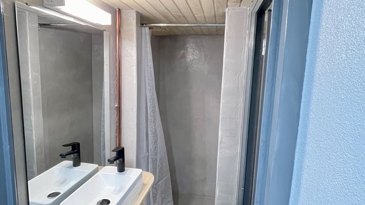 Photo of Bathroom in Landevennec
