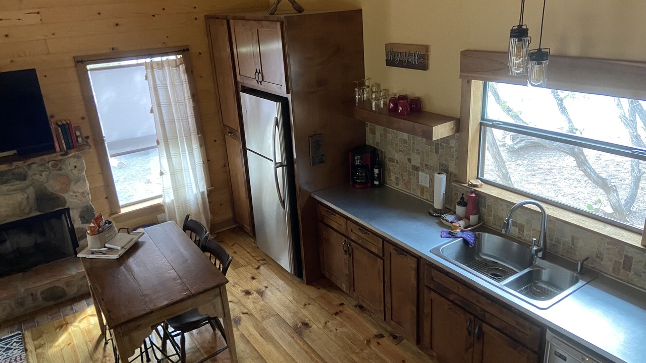 Photo of Kitchen in Uvalde