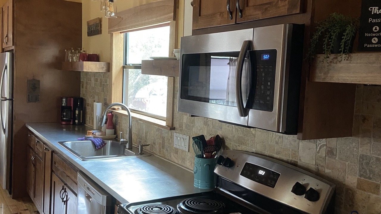 Photo of Kitchen in Uvalde