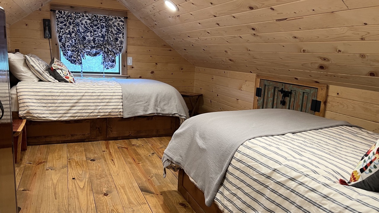 Photo of Bedroom in Uvalde