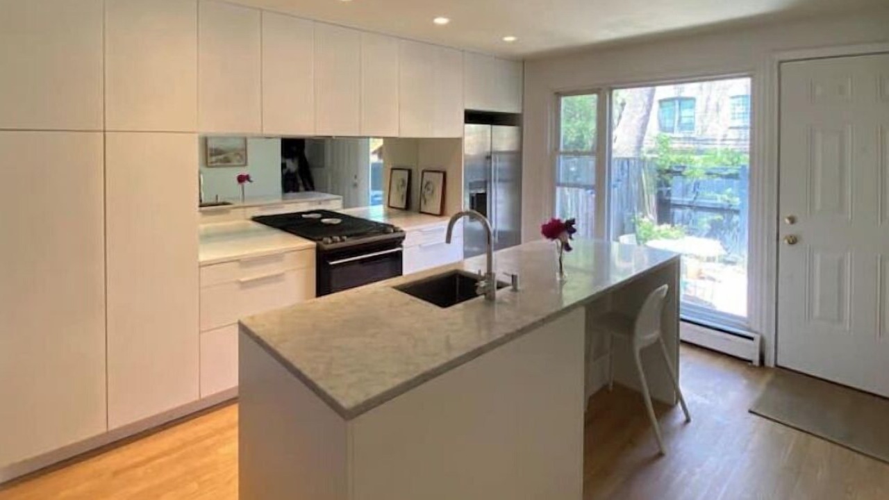 Photo of Kitchen in East Hyde Park