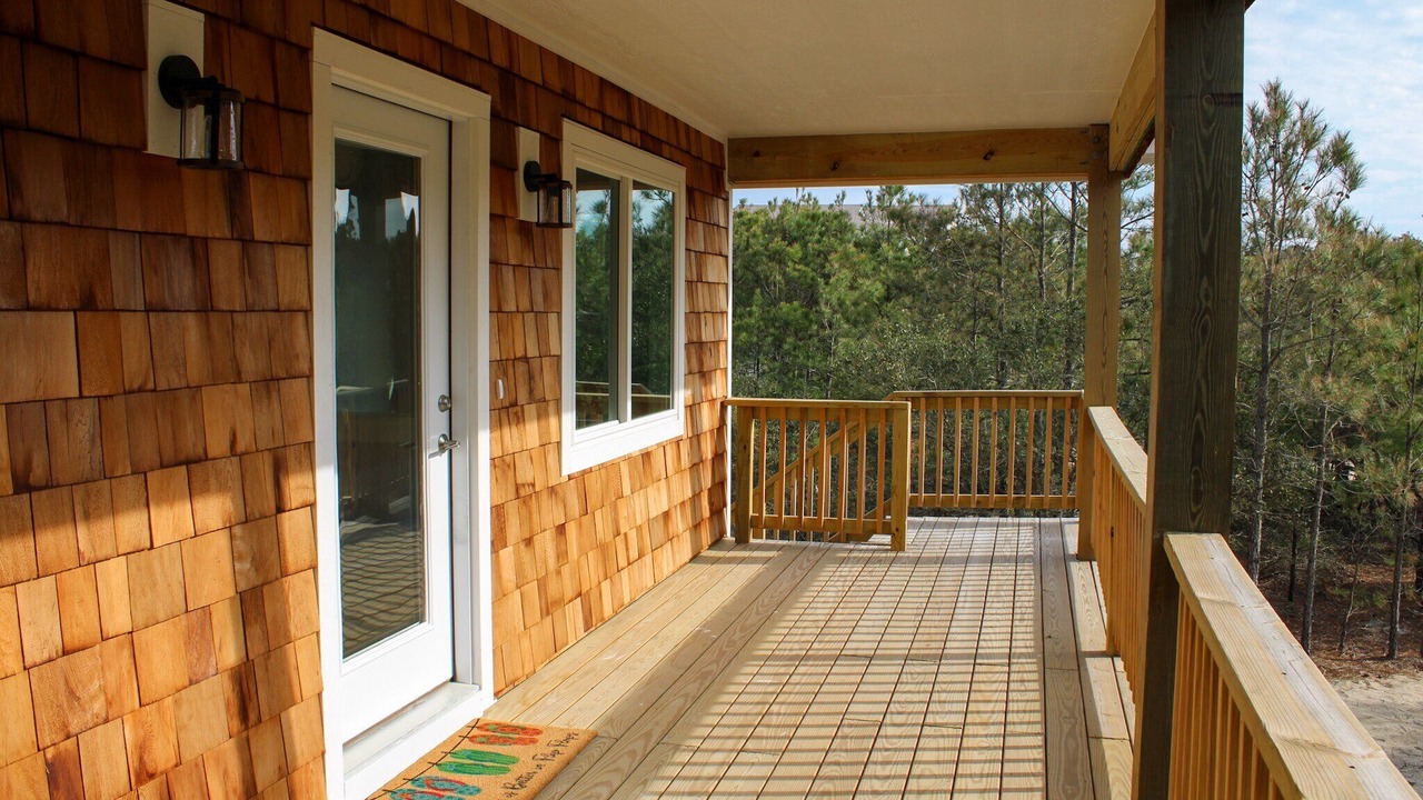 Photo of Patio Balcony in Carova Beach