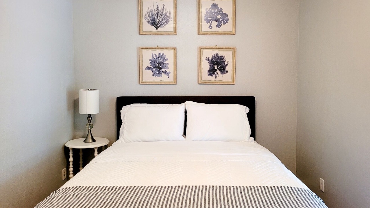 Photo of Bedroom in Downtown