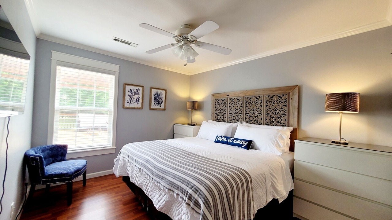 Photo of Bedroom in Downtown