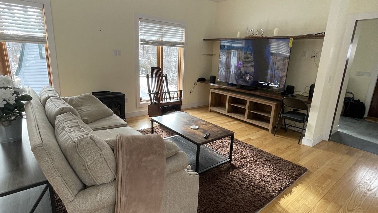 Photo of Livingroom in Williamstown