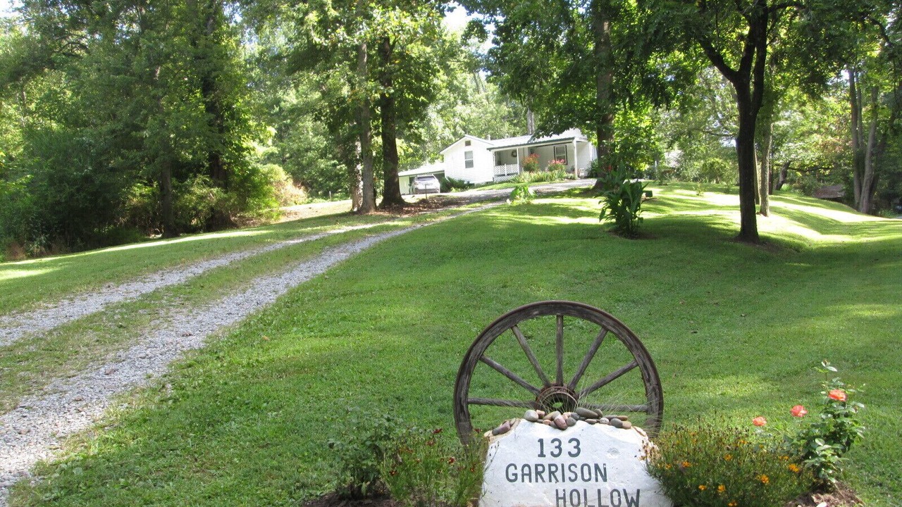 Photo of Others in Elizabethton