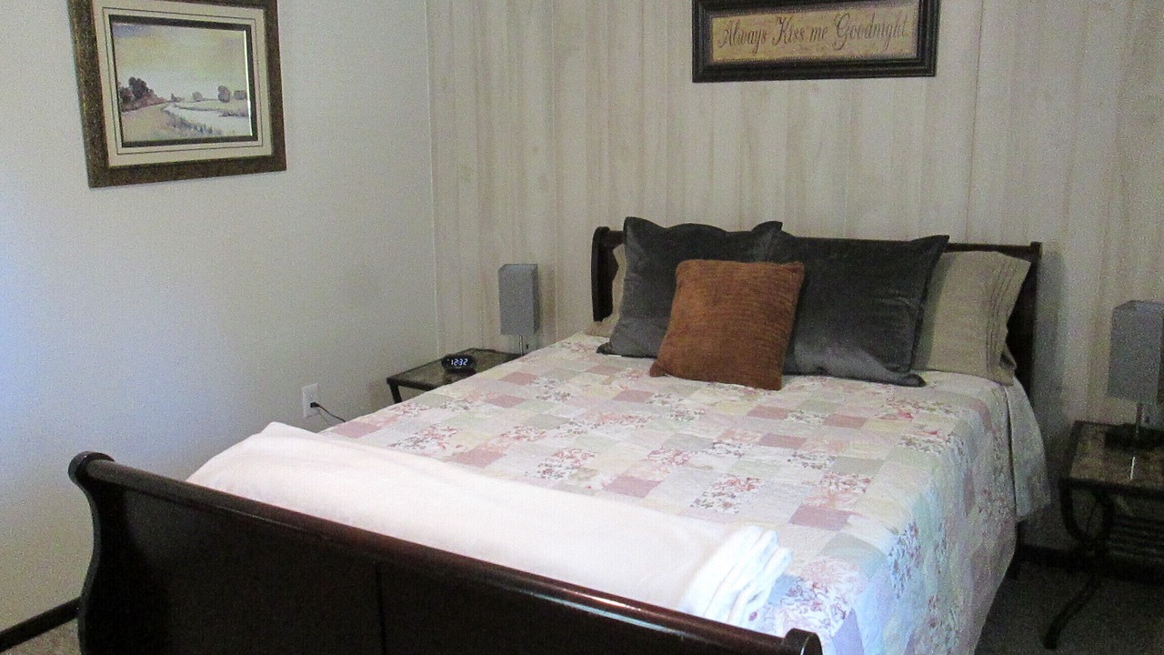 Photo of Bedroom in Elizabethton