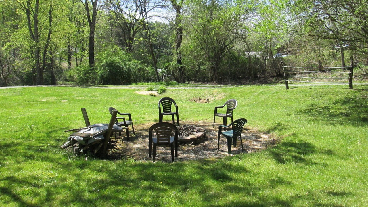 Photo of Others in Elizabethton