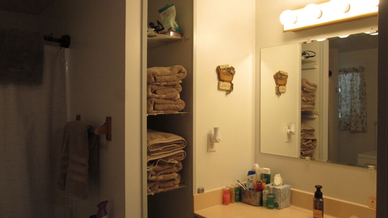 Photo of Bathroom in Elizabethton