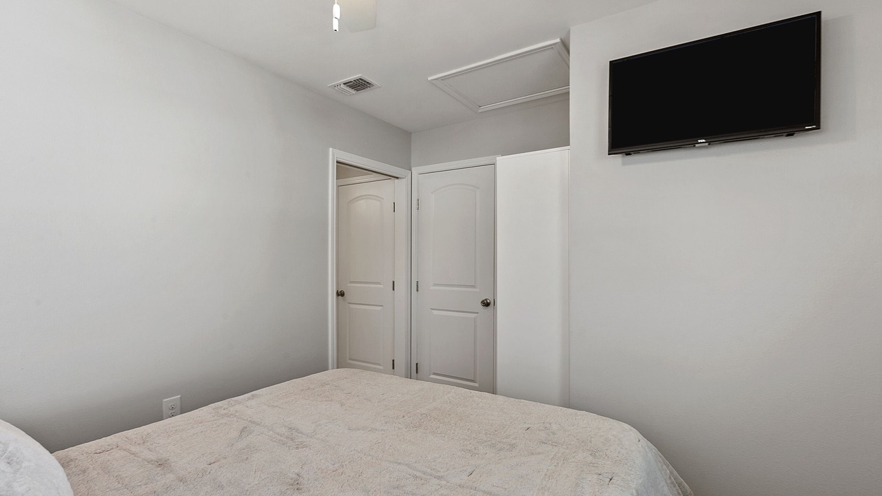 Photo of Bedroom in SoFi