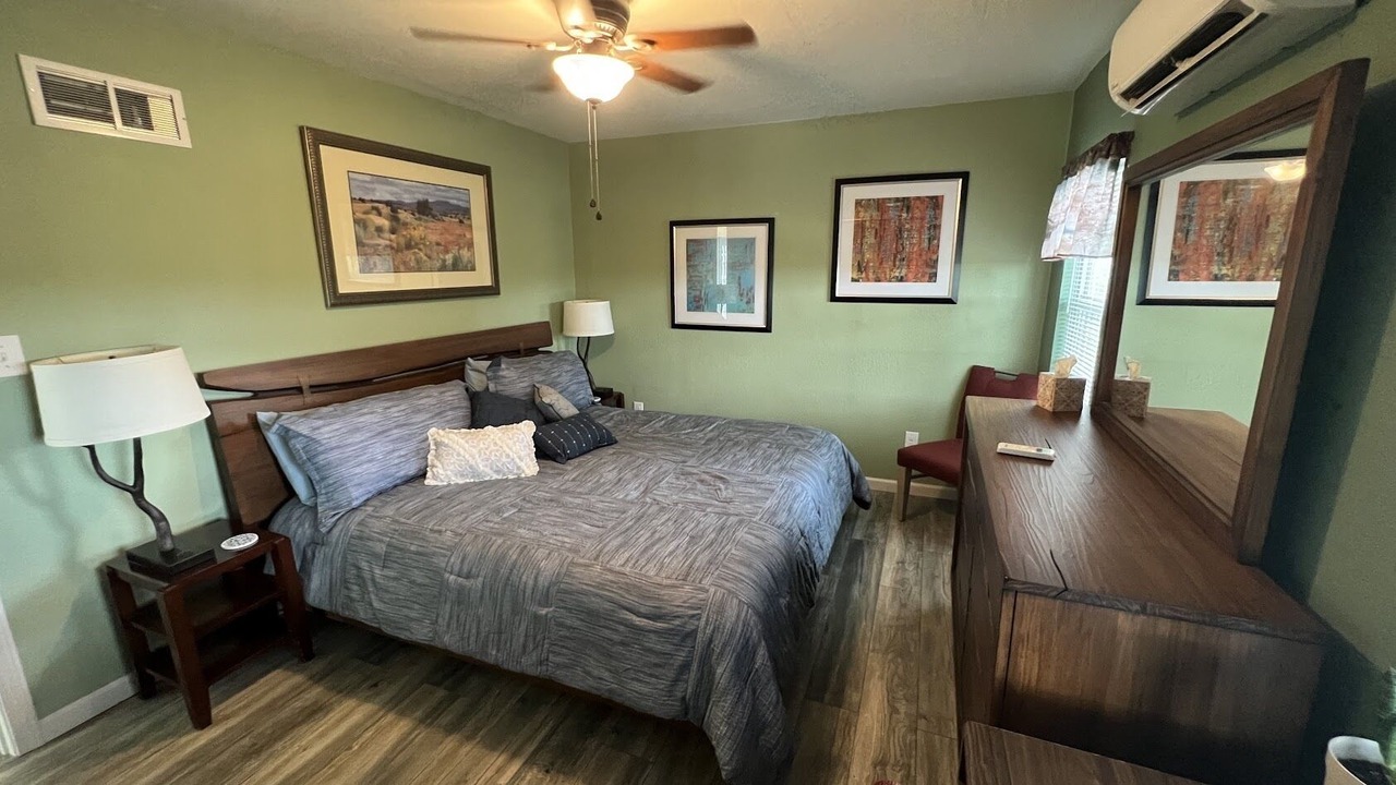 Photo of Bedroom in Oatmeal