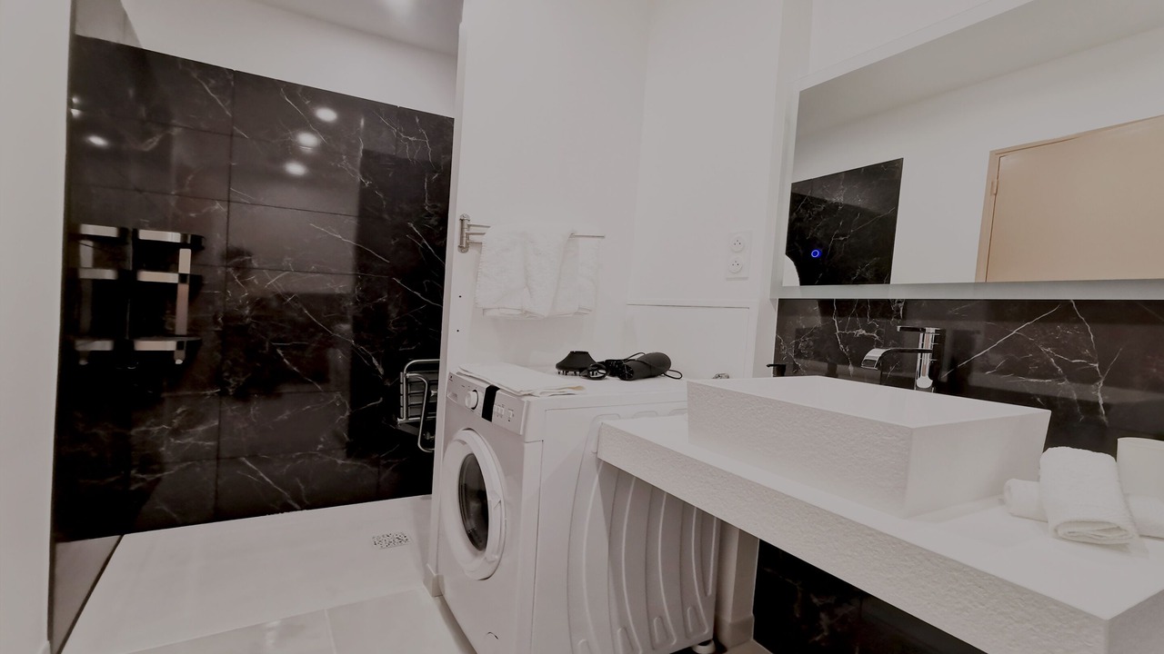 Photo of Bathroom in Moyen-Vernet