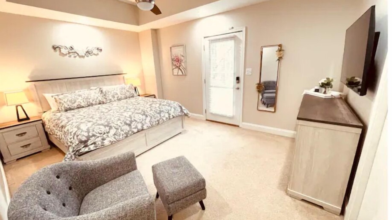 Photo of Bedroom in Johns Creek