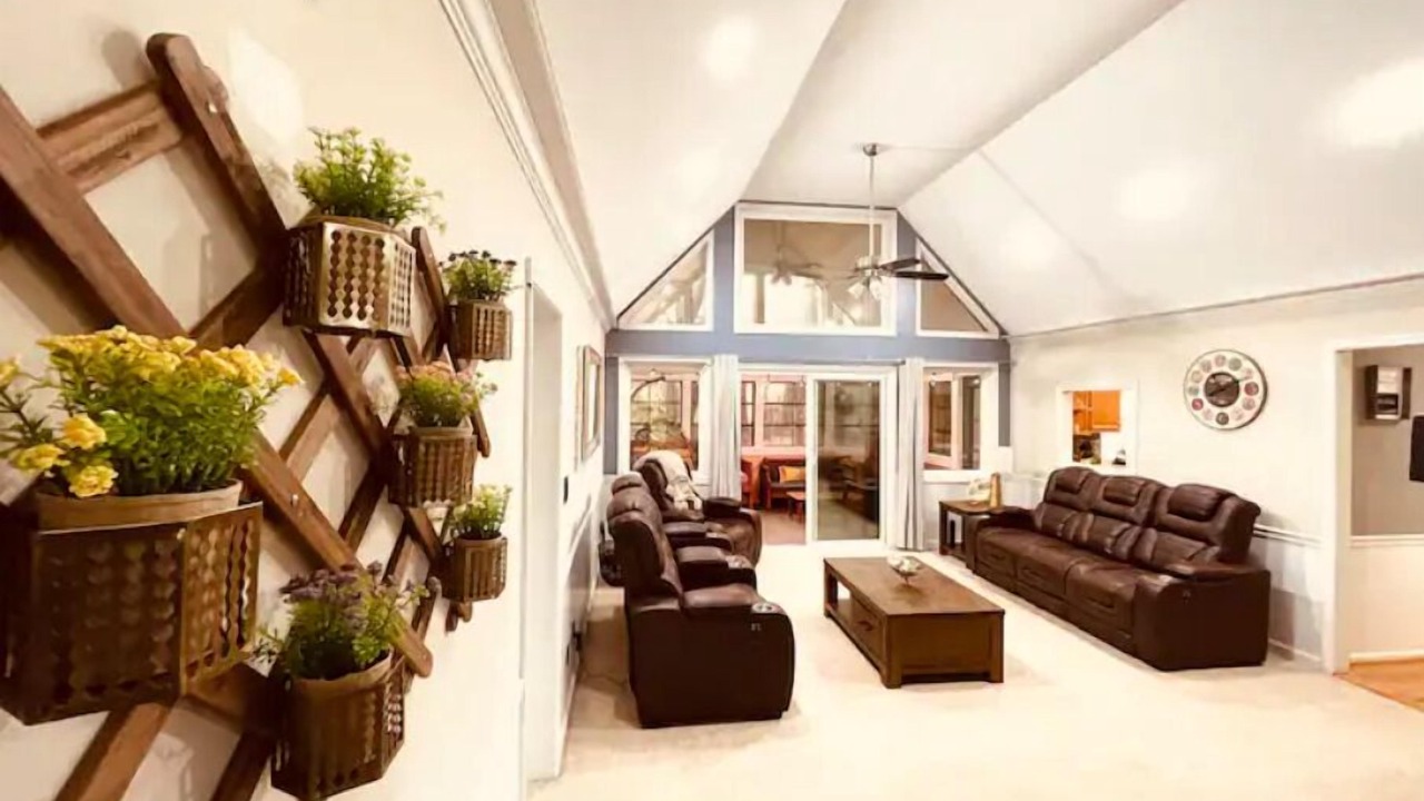 Photo of Others in Johns Creek