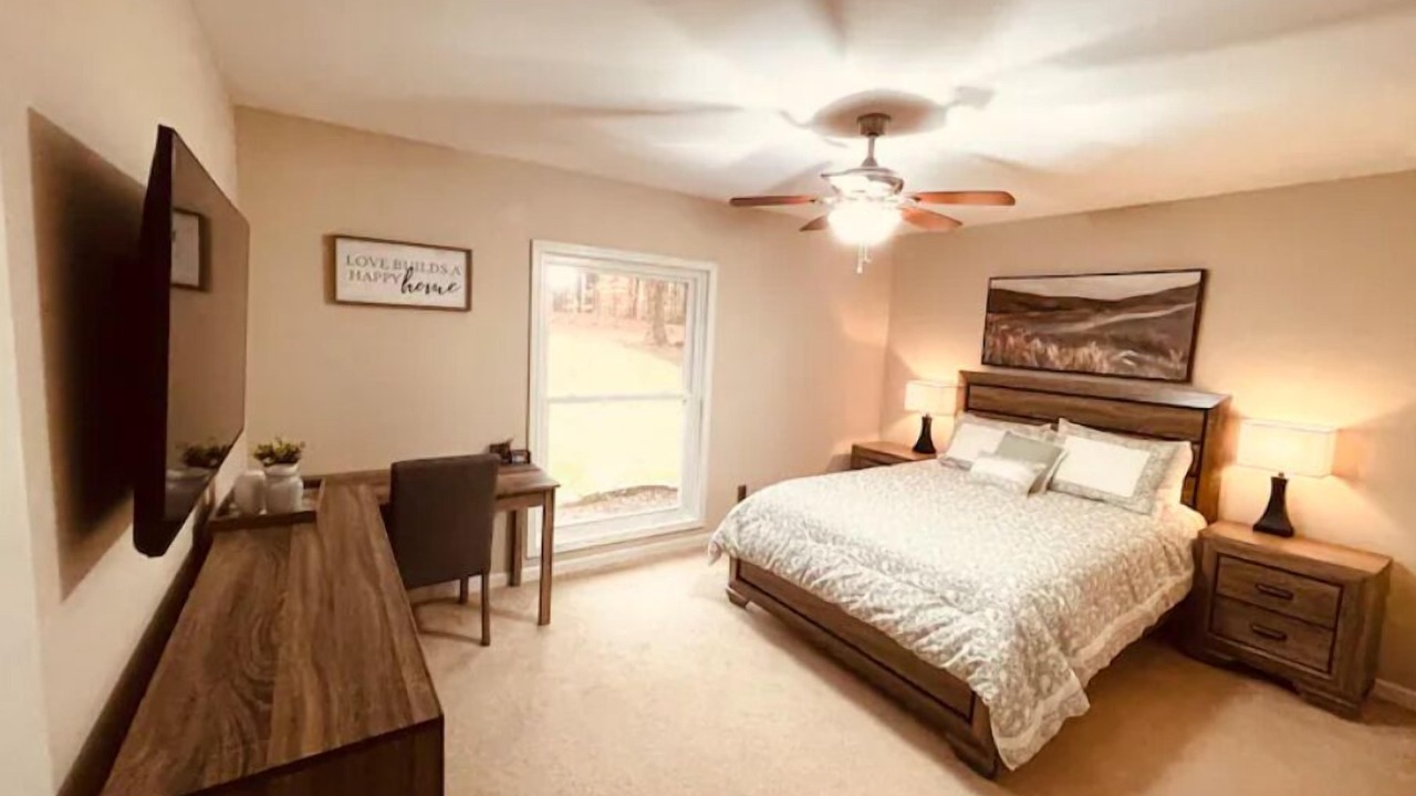 Photo of Bedroom in Johns Creek