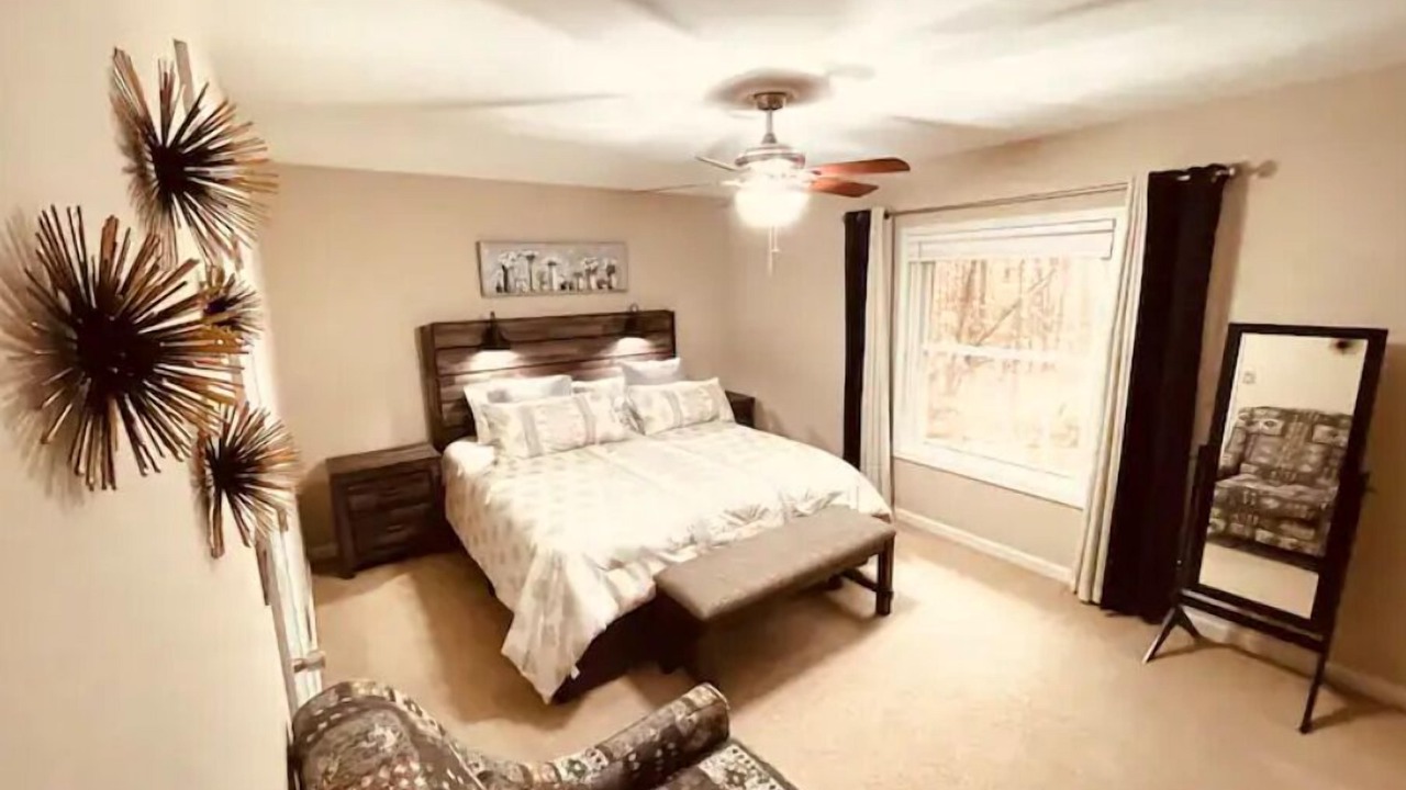 Photo of Bedroom in Johns Creek