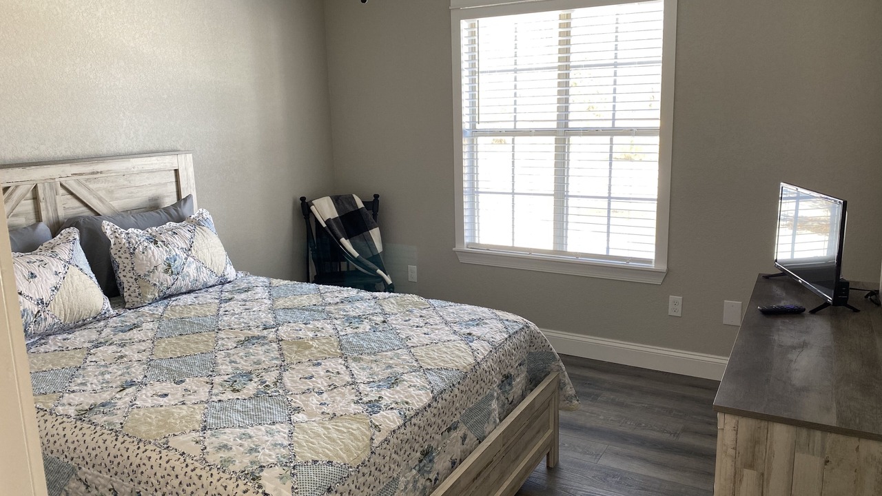 Photo of Bedroom in Howe