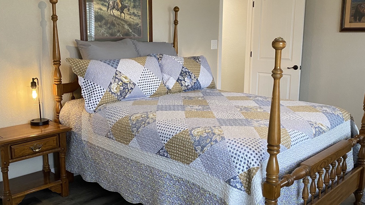 Photo of Bedroom in Howe