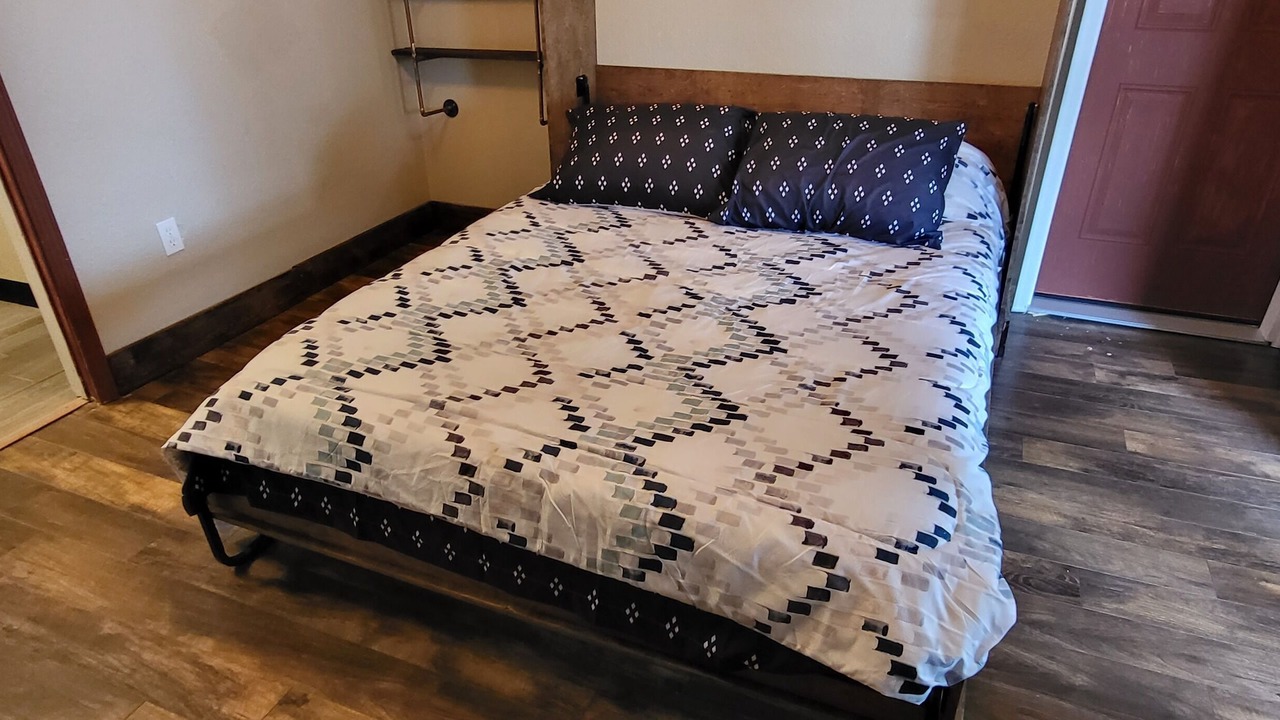 Photo of Bedroom in Neosho