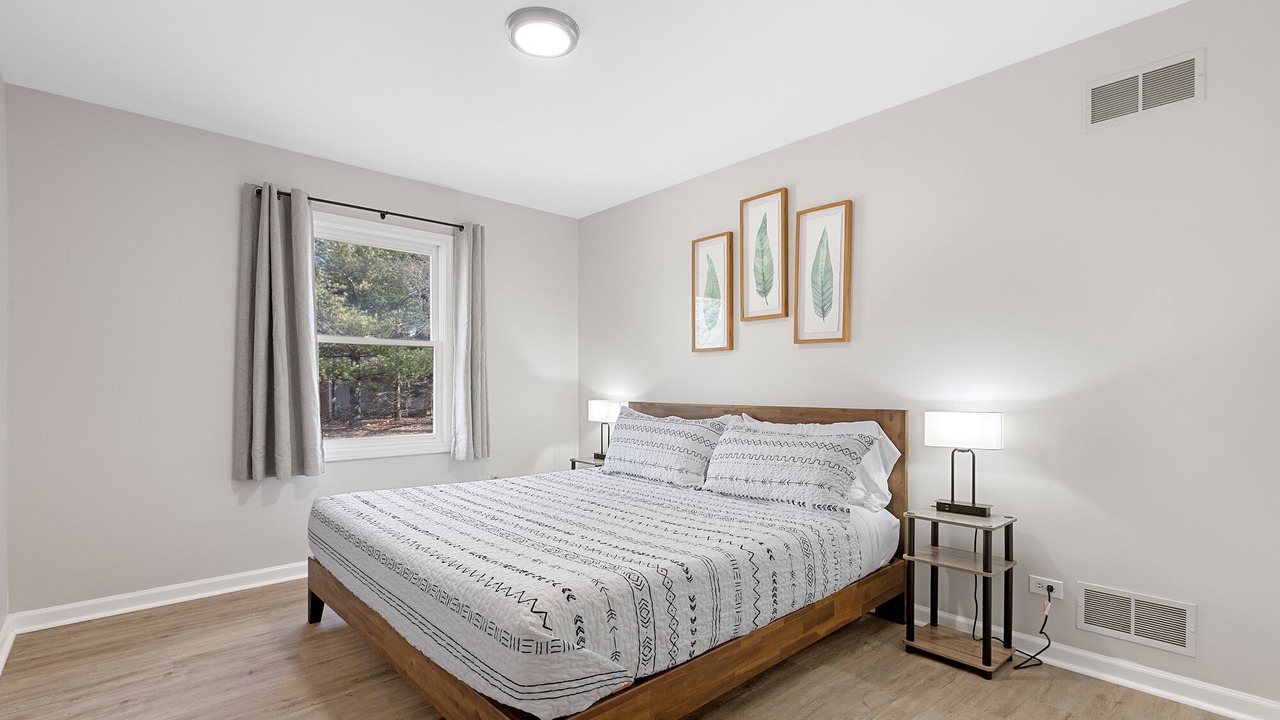 Photo of Bedroom in Oswego