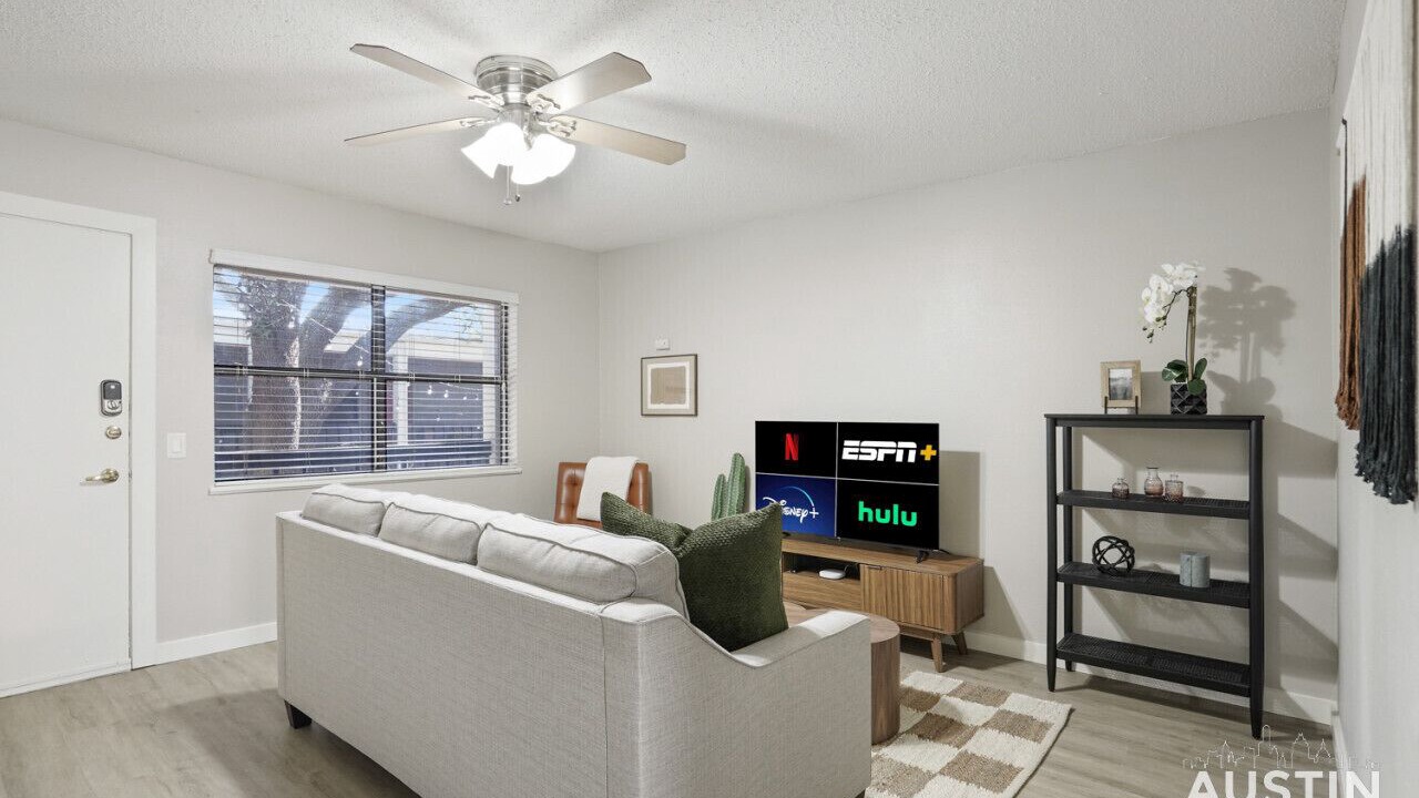 Photo of Bedroom in Brentwood
