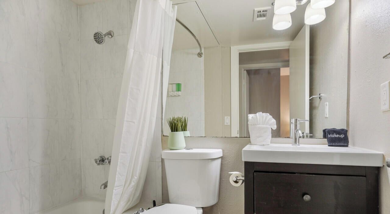 Photo of Bathroom in Brentwood