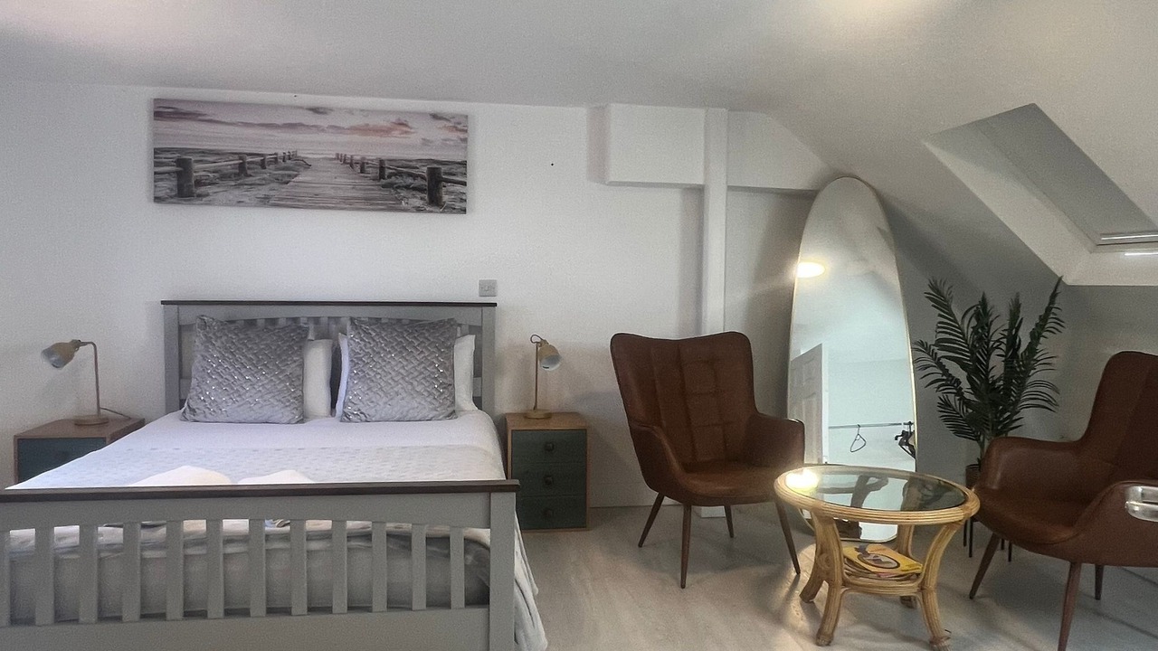 Photo of Bedroom in Headington