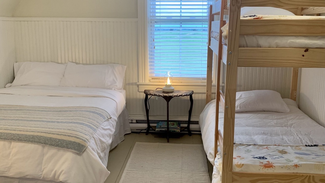 Photo of Bedroom in Cape Traverse