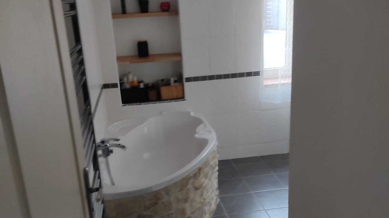 Photo of Bathroom in Labarthe-sur-Leze