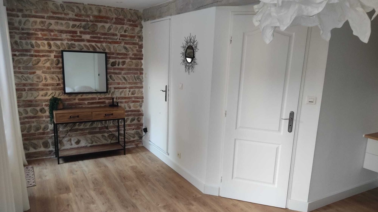 Photo of Bedroom in Labarthe-sur-Leze