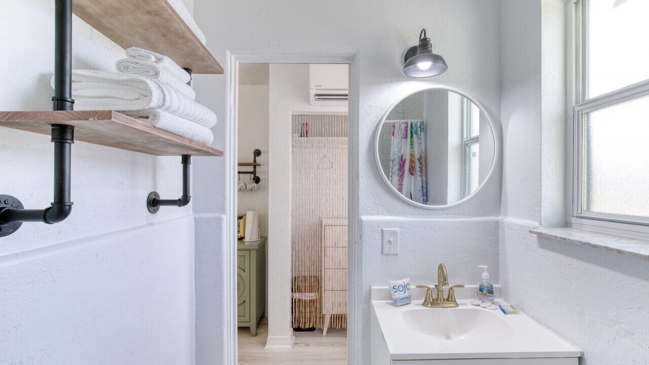 Photo of Bathroom in Bridgeport Heights