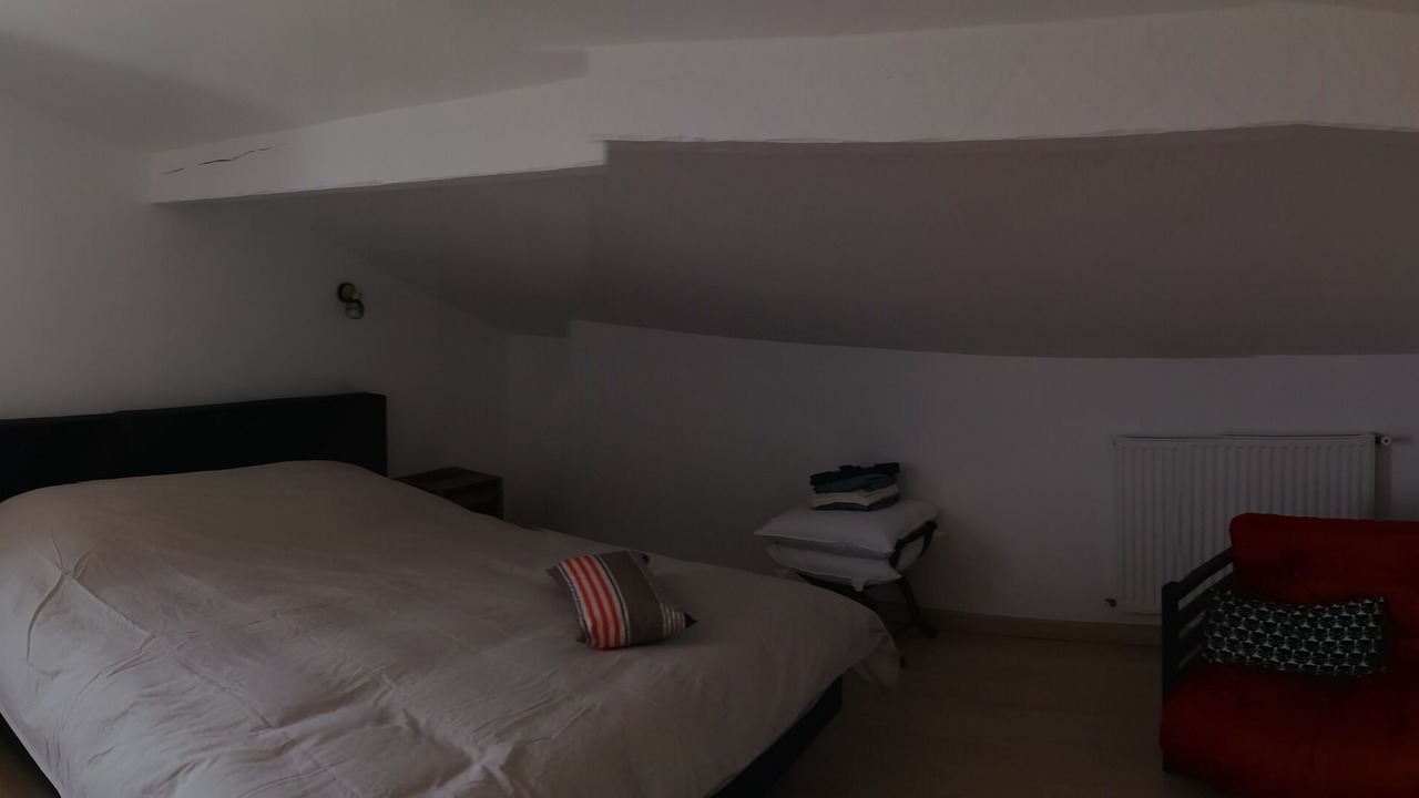 Photo of Bedroom in Sare