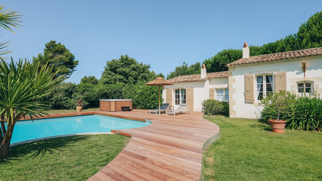 Photo of Outdoor in Les Portes-en-Re