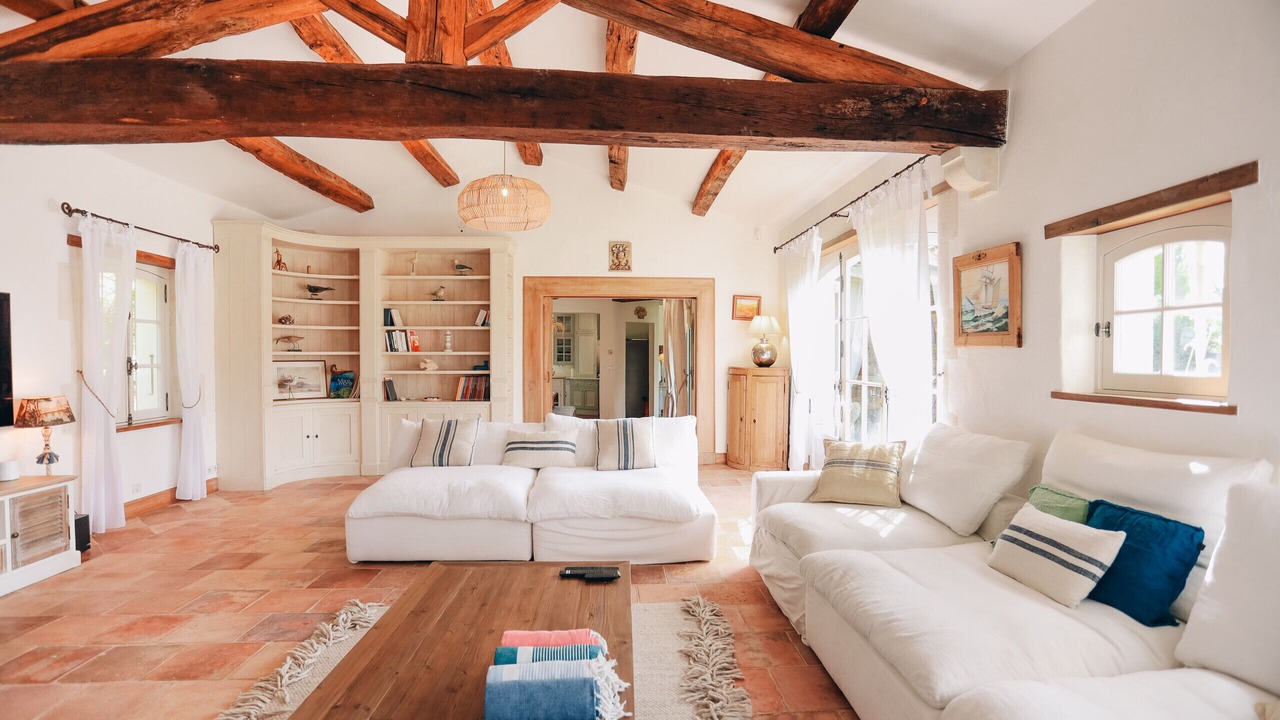 Photo of Livingroom in Les Portes-en-Re