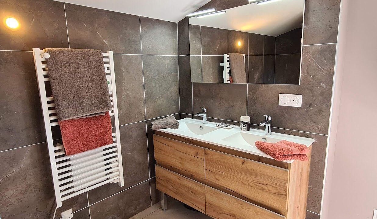 Photo of Bathroom in La Begude-de-Mazenc