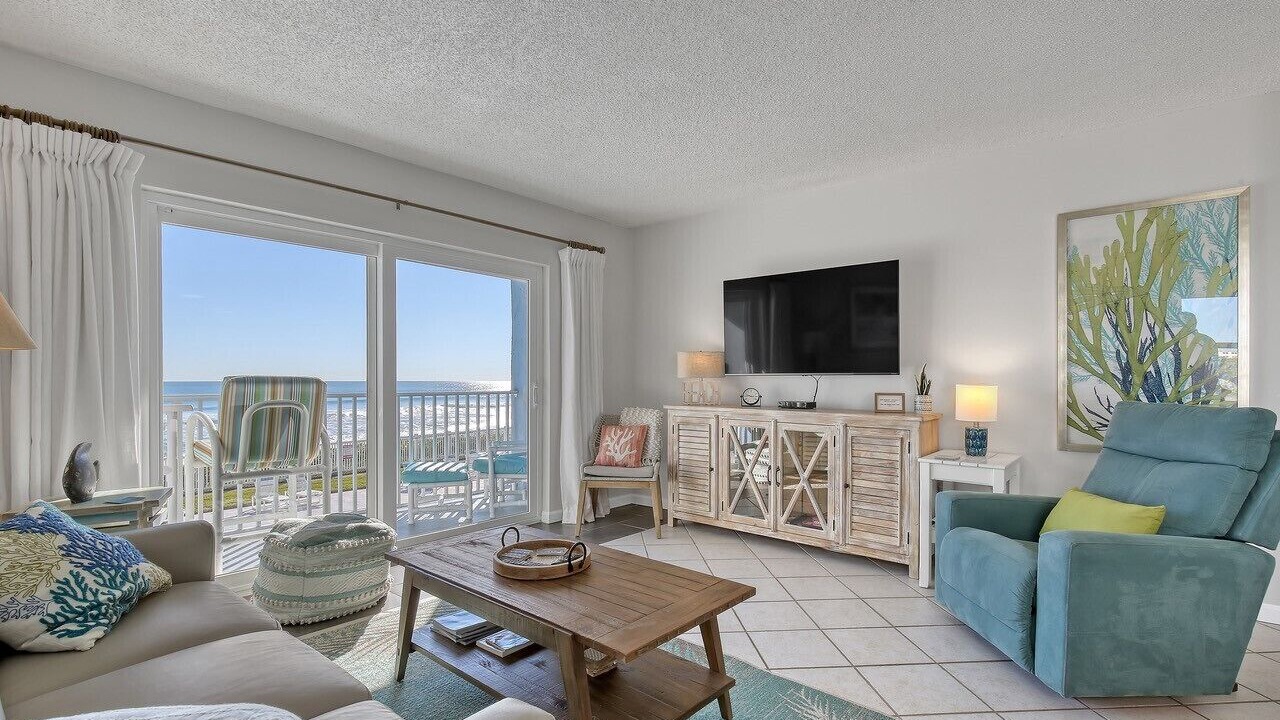 Photo of Livingroom in South Patrick Shores