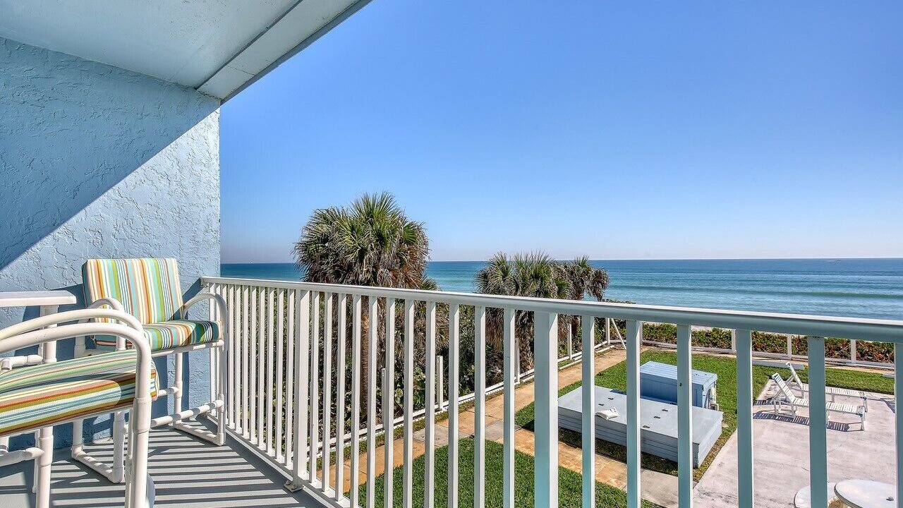 Photo of Patio Balcony in South Patrick Shores