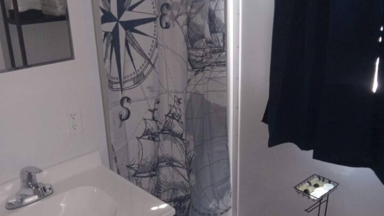 Photo of Bathroom in Islamorada