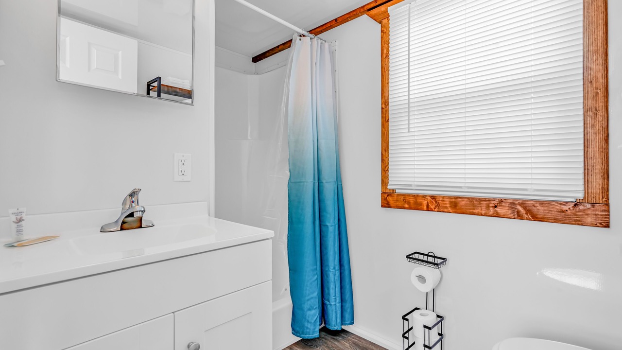 Photo of Bathroom in Islamorada