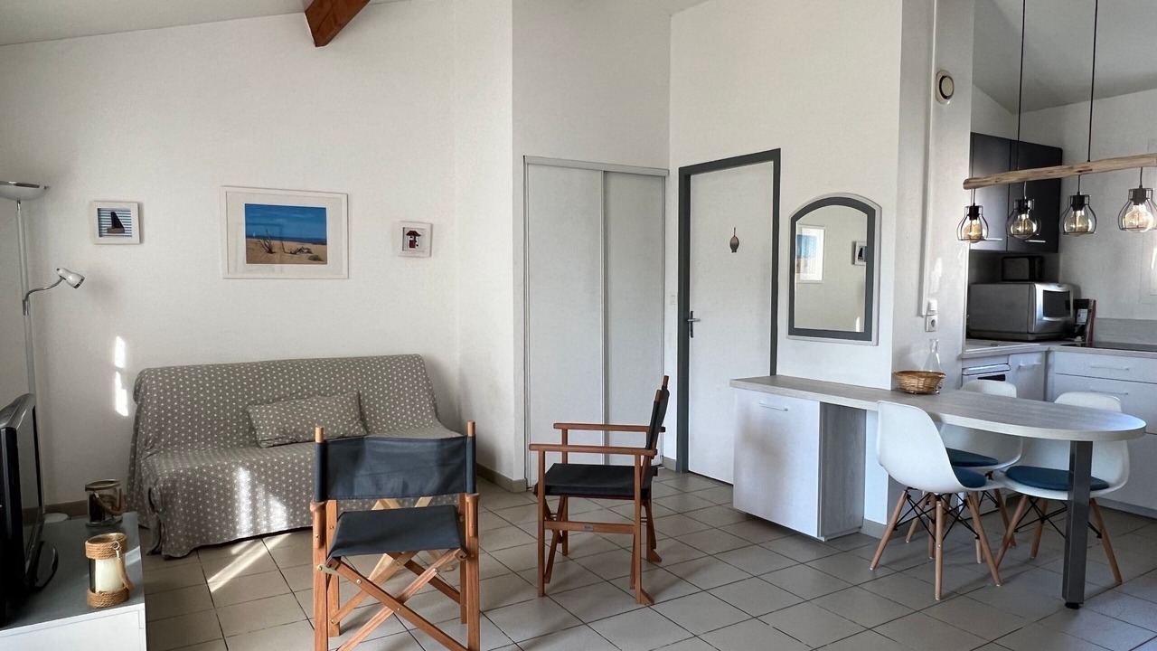 Photo of Livingroom in Le Chateau-d'Oleron