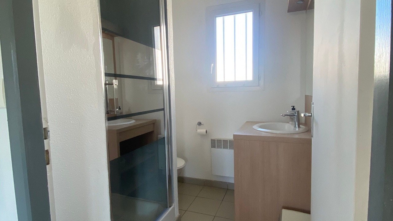 Photo of Bathroom in Le Chateau-d'Oleron