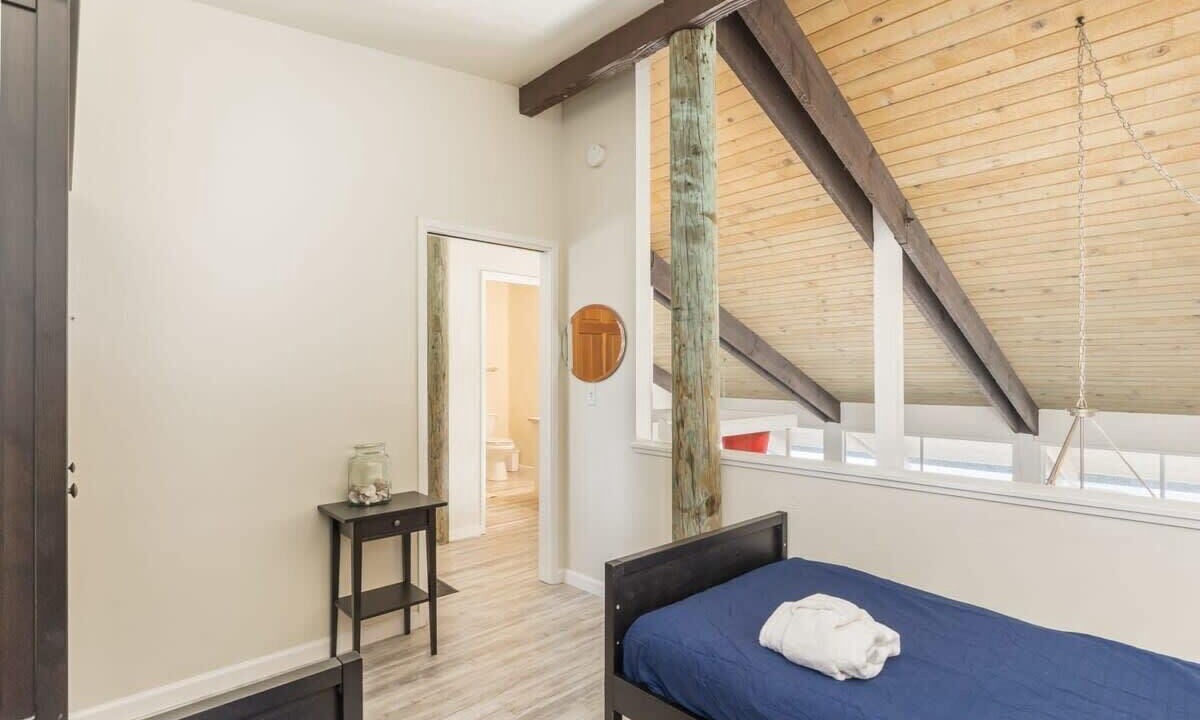 Photo of Bedroom in La Selva Beach